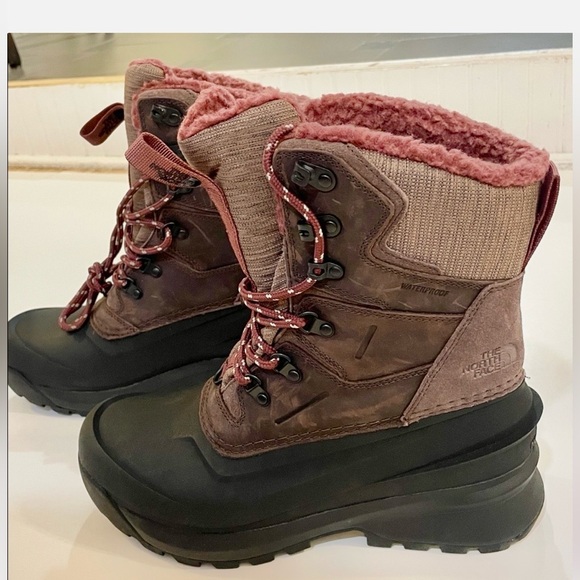The North Face Shoes - NEW Women’s The North Face Heat seeker Winter Insulated Boots Size 11